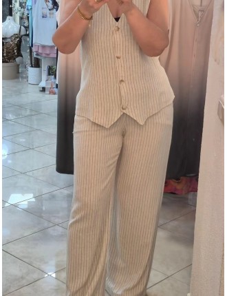 Calça com riscas, em linho da Janira